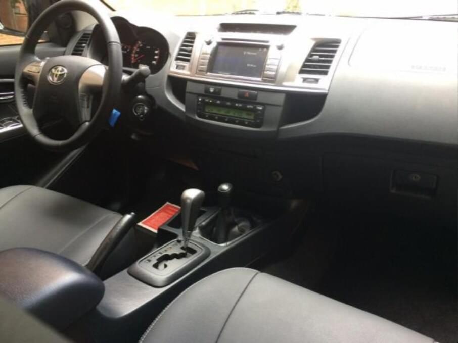 TOYOTA HILUX 2012 79.800 Kms.