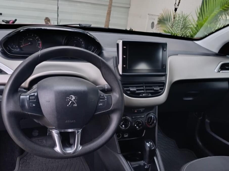 PEUGEOT 2008 2022 42.000 Kms.