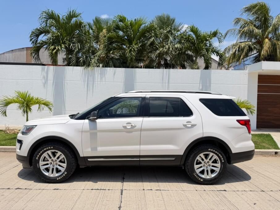 FORD EXPLORER 2019 73.723 Kms.