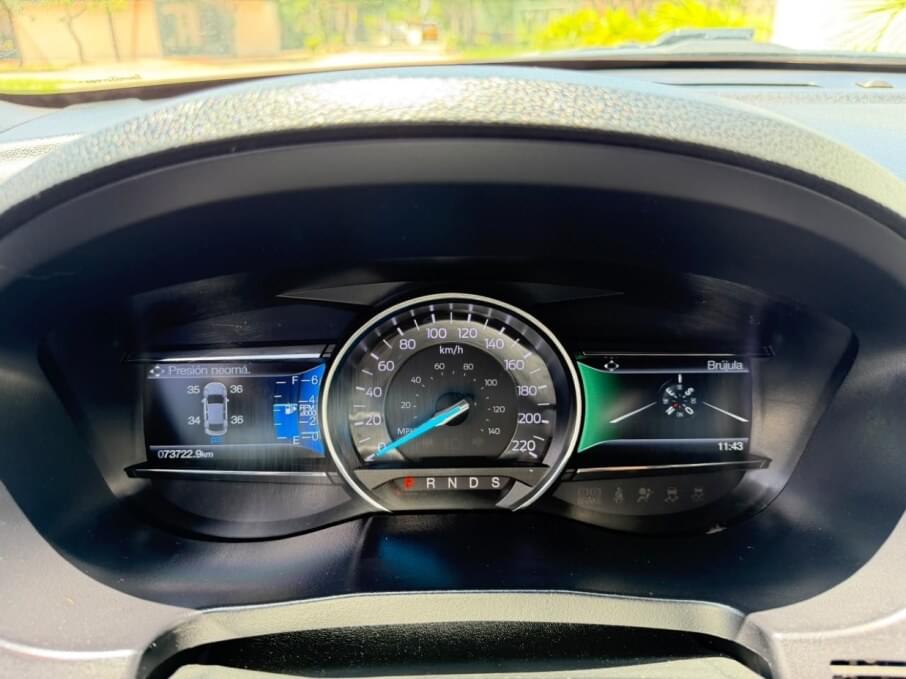 FORD EXPLORER 2019 73.723 Kms.