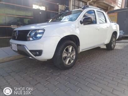 RENAULT OROCH 2018 22.300 Kms.