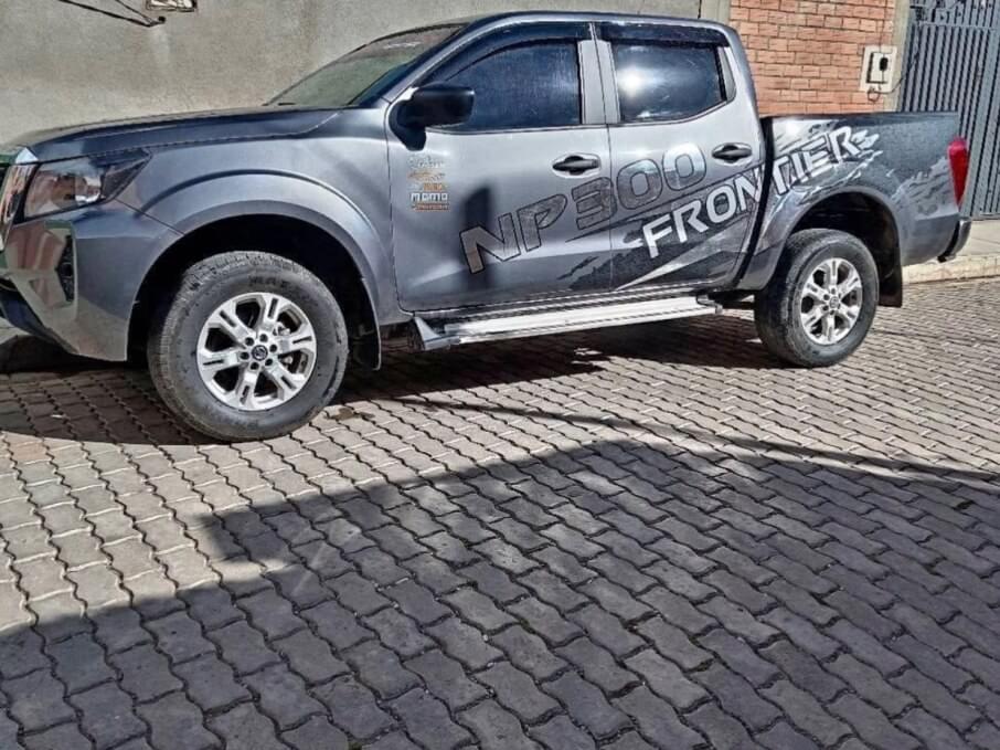 NISSAN FRONTIER 2022 19.700 Kms.