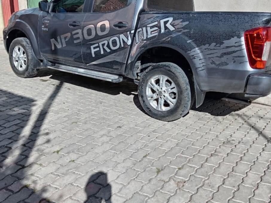 NISSAN FRONTIER 2022 19.700 Kms.