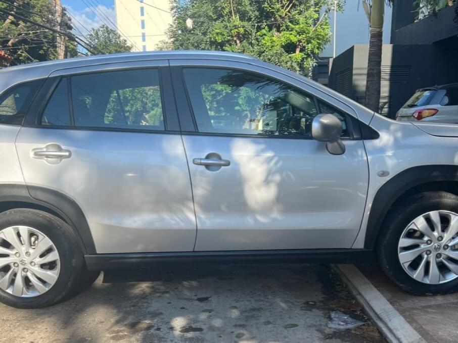 SUZUKI S-CROSS 2023 27.180 Kms.