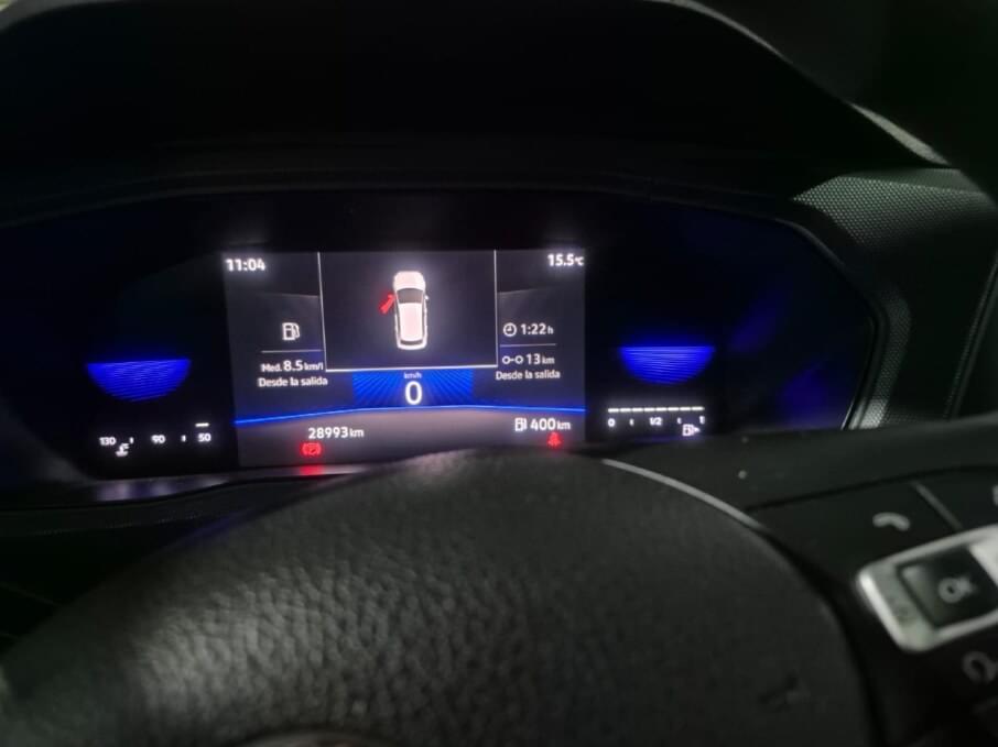 VOLKSWAGEN T-CROSS 2022 29.000 Kms.