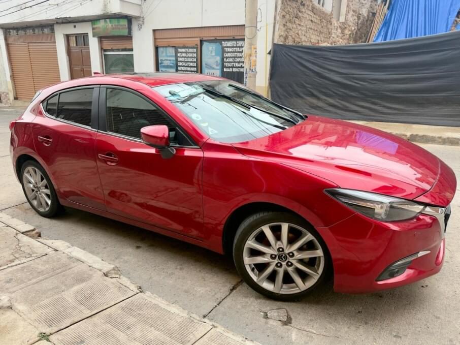 MAZDA MAZDA3 2019 52.952 Kms.