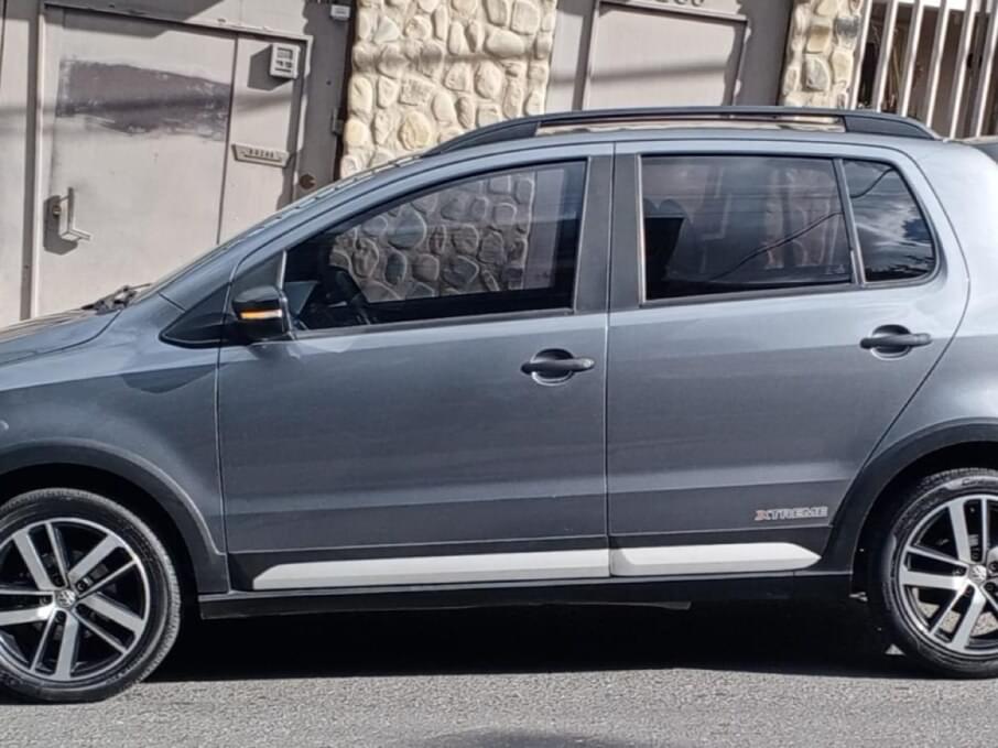 VOLKSWAGEN FOX 2020 35.000 Kms.