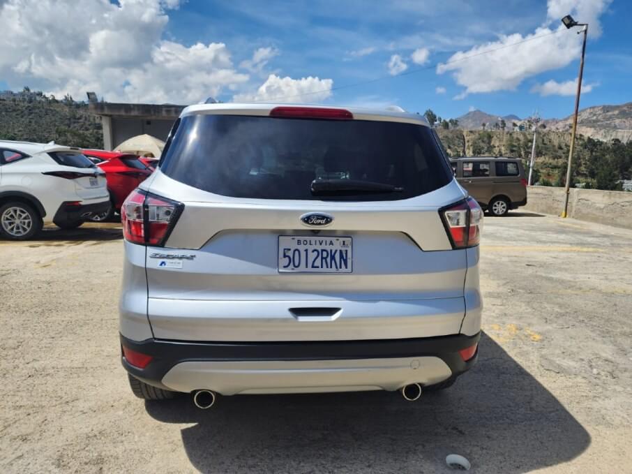 FORD ESCAPE 2018 42.200 Kms.