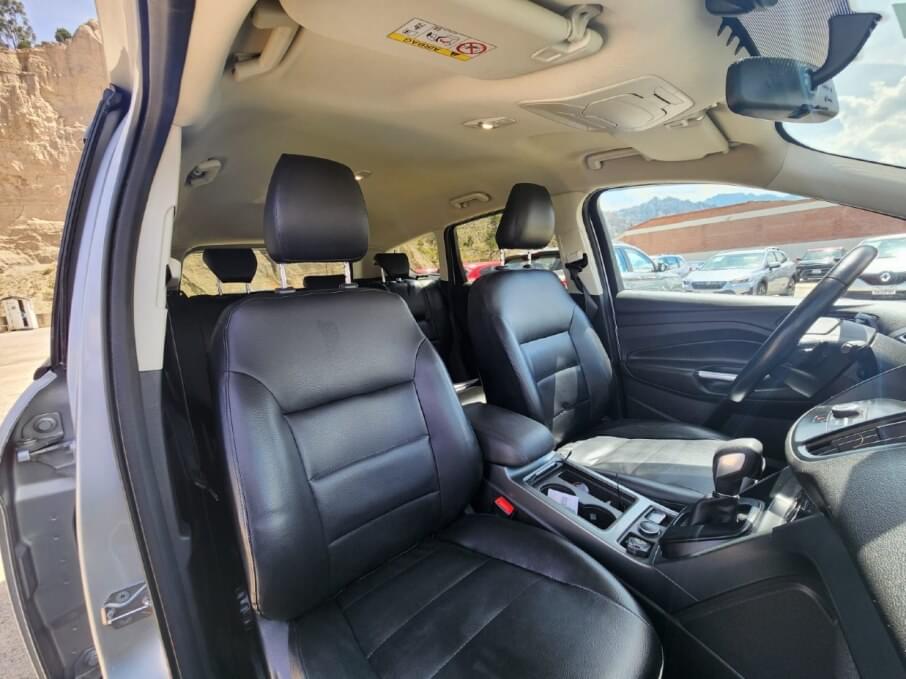 FORD ESCAPE 2018 42.200 Kms.