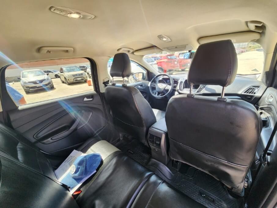 FORD ESCAPE 2018 42.200 Kms.