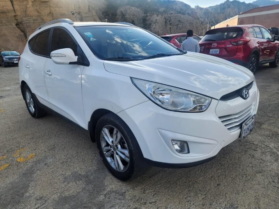 HYUNDAI TUCSON 2014 123.000 Kms.