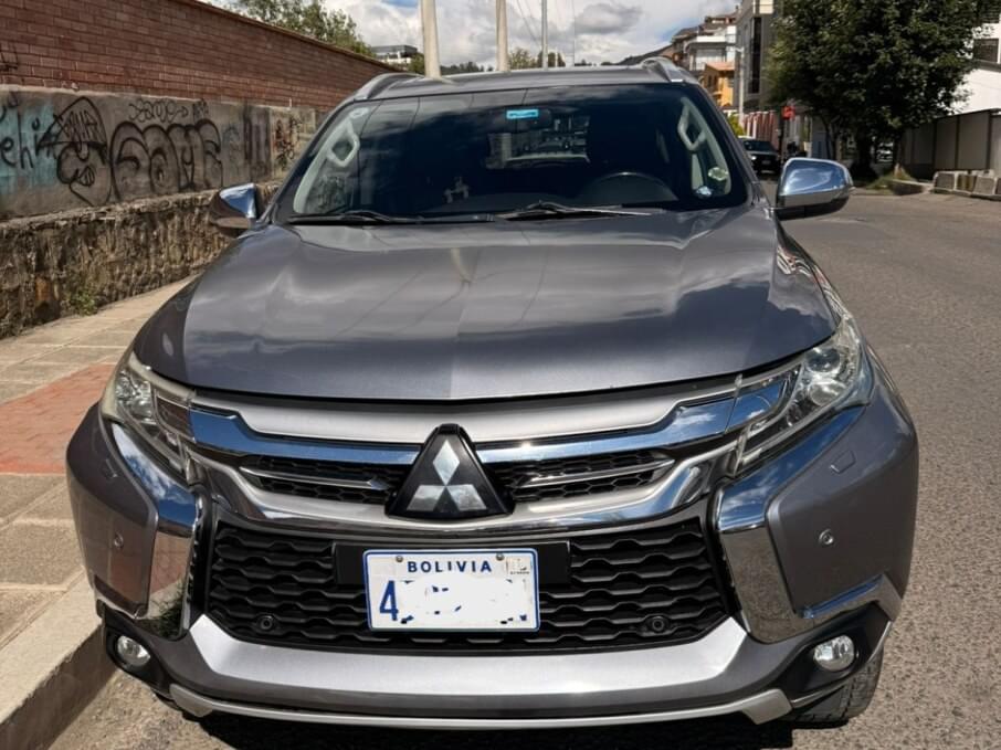 MITSUBISHI MONTERO SPORT 2017 105.000 Kms.