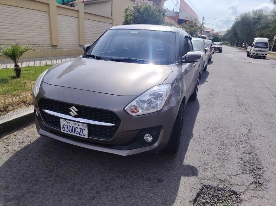 SUZUKI SWIFT 2024 10.000 Kms.