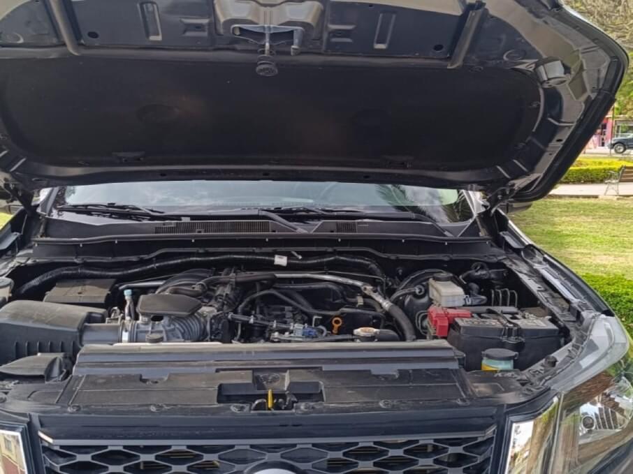 NISSAN FRONTIER 2025 21.500 Kms.