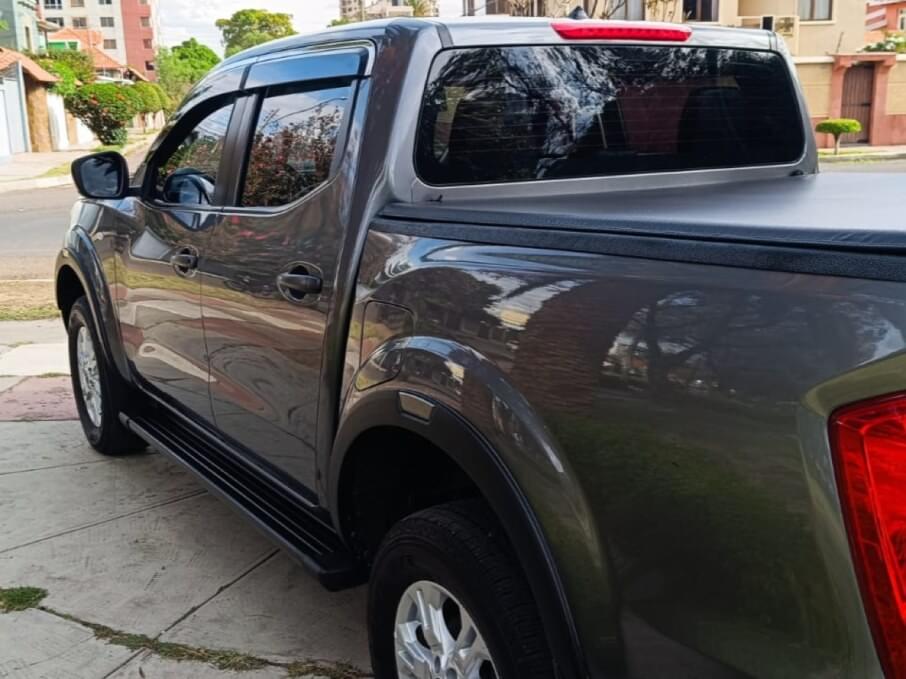 NISSAN FRONTIER 2025 21.500 Kms.