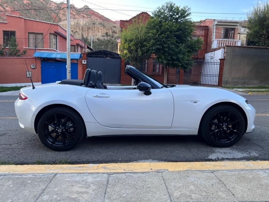 MAZDA ALL NEW MAZDA MX-5 2017 19.000 Kms.