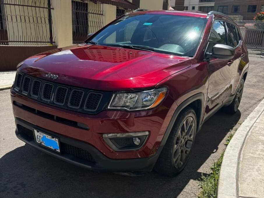 JEEP COMPASS 2021 65.000 Kms.