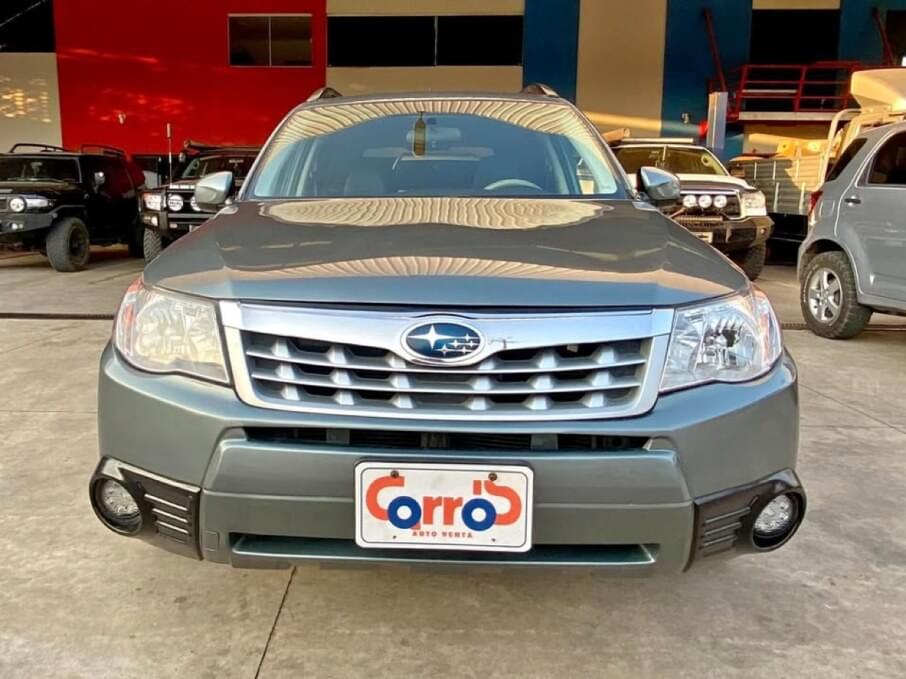 SUBARU FORESTER 2011 90.000 Kms.
