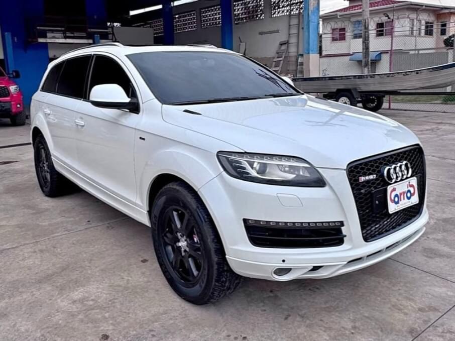 AUDI Q7 2014 90.000 Kms.