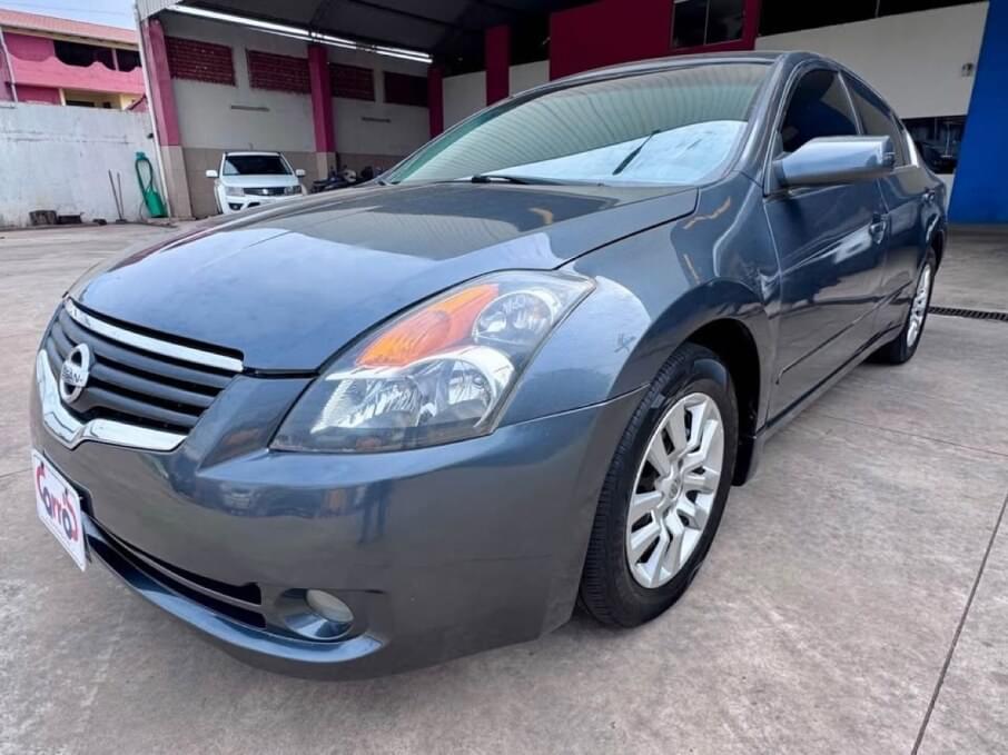 NISSAN ALTIMA 2009 84.000 Kms.