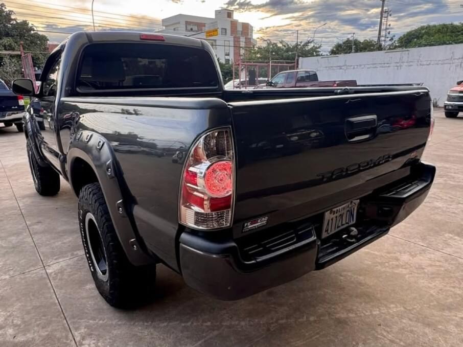 TOYOTA TACOMA 2013 138.000 Kms.