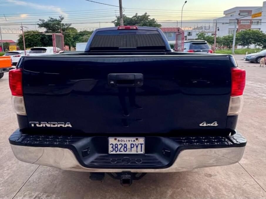 TOYOTA TUNDRA 2013 160.000 Kms.
