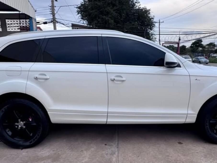 AUDI Q7 2014 90.000 Kms.