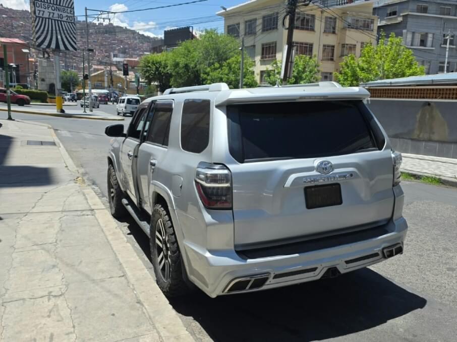 TOYOTA 4RUNNER 2019 80.000 Kms.
