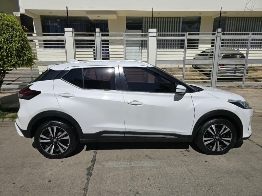 NISSAN KICKS 2023 22.000 Kms.