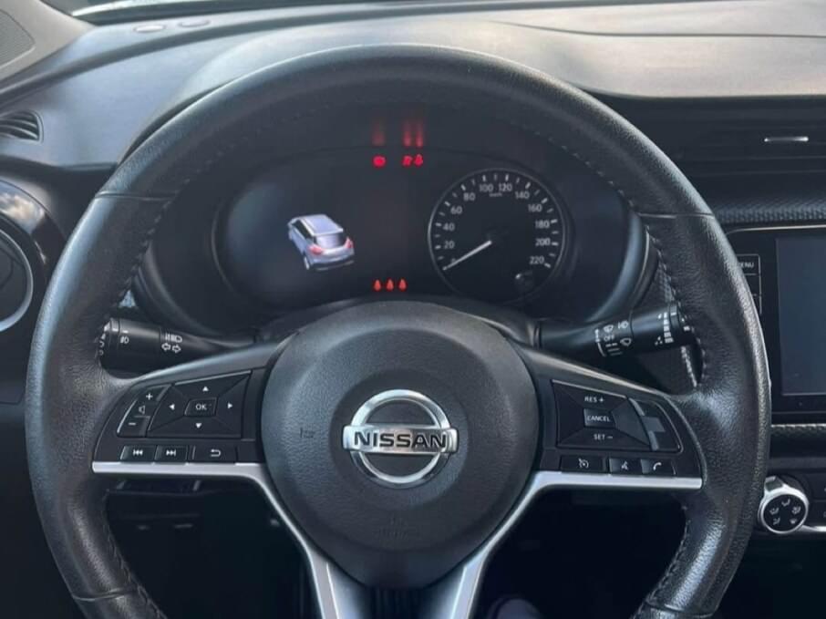 NISSAN KICKS 2023 22.000 Kms.