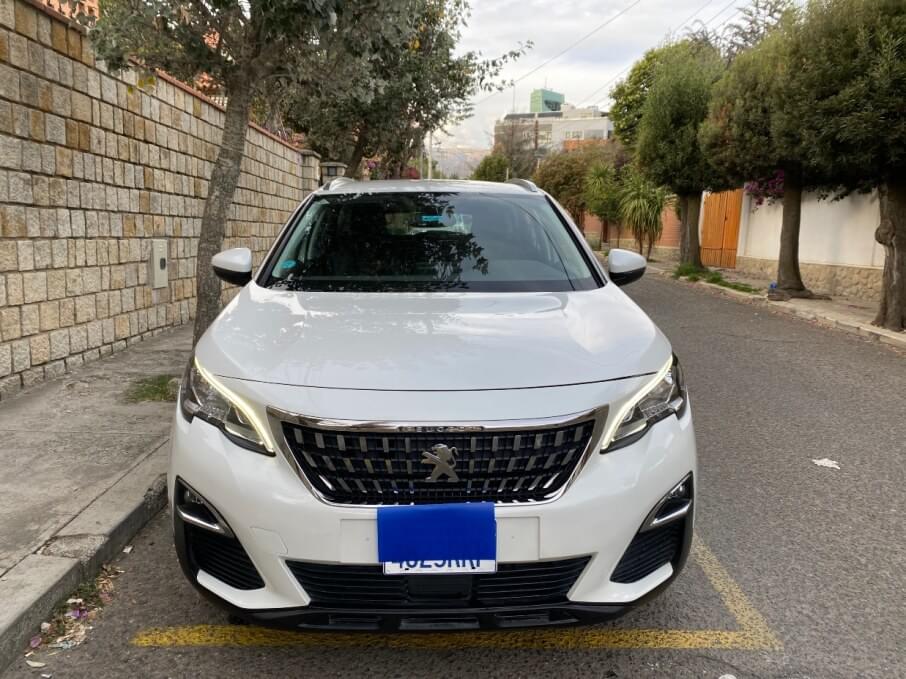 PEUGEOT 3008 2019 52.000 Kms.