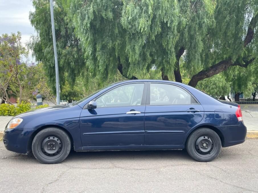 KIA SPECTRA 2008 153.600 Kms.