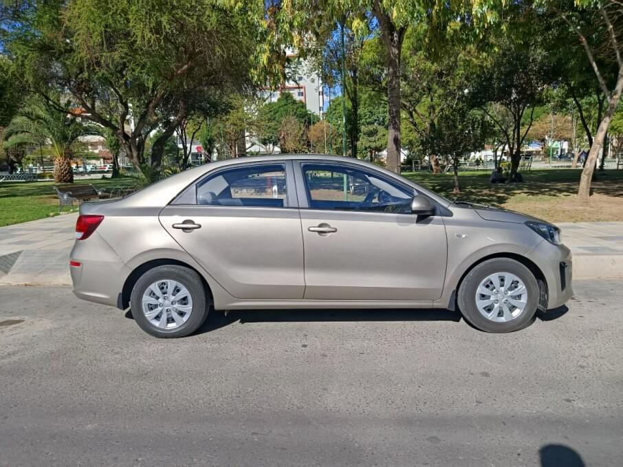 KIA SOLUTO 2026 8.600 Kms.