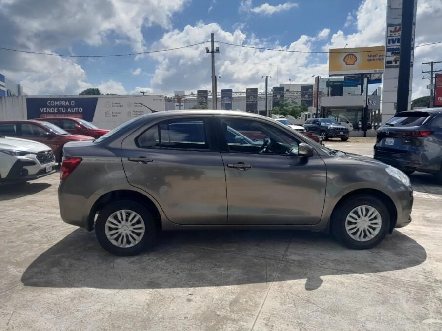 SUZUKI DZIRE SEDAN 2023 106.200 Kms.