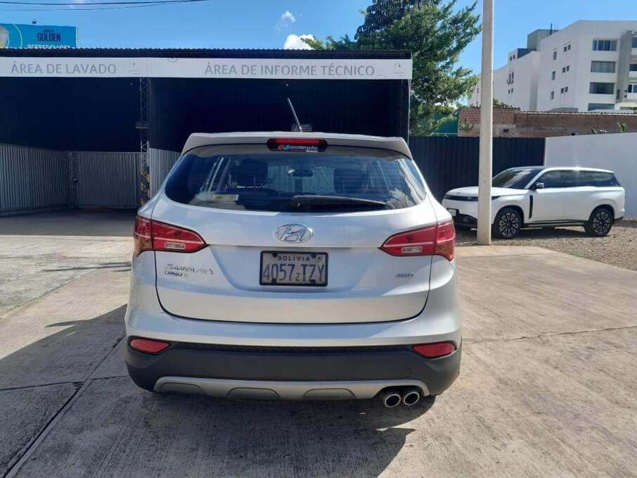 HYUNDAI SANTA FE 2015 90.800 Kms.