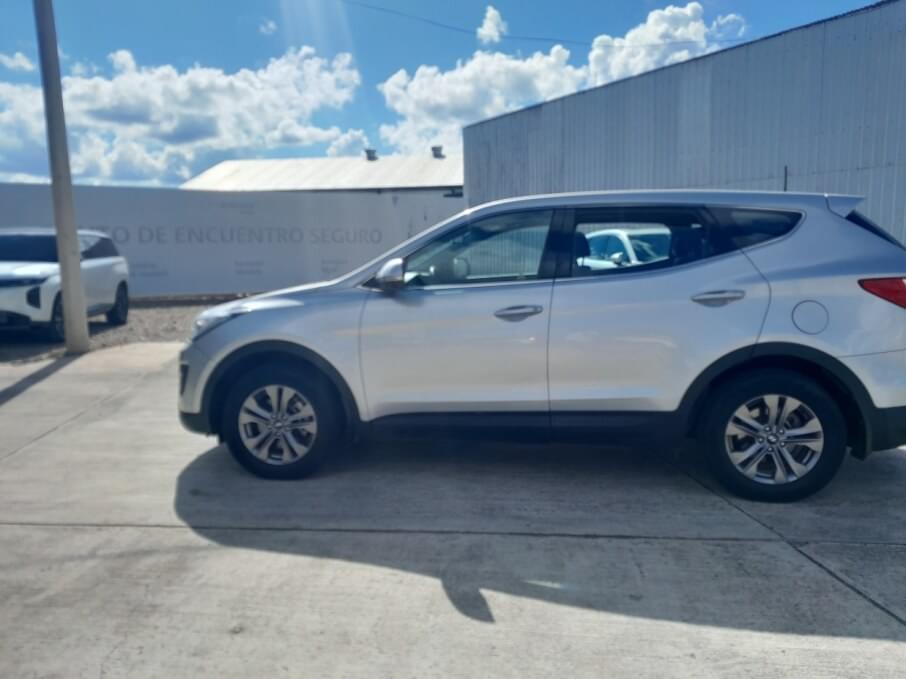 HYUNDAI SANTA FE 2015 90.800 Kms.