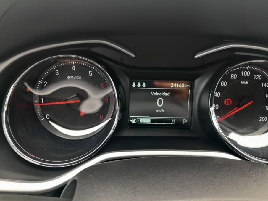 CHEVROLET ONIX 2023 24.500 Kms.