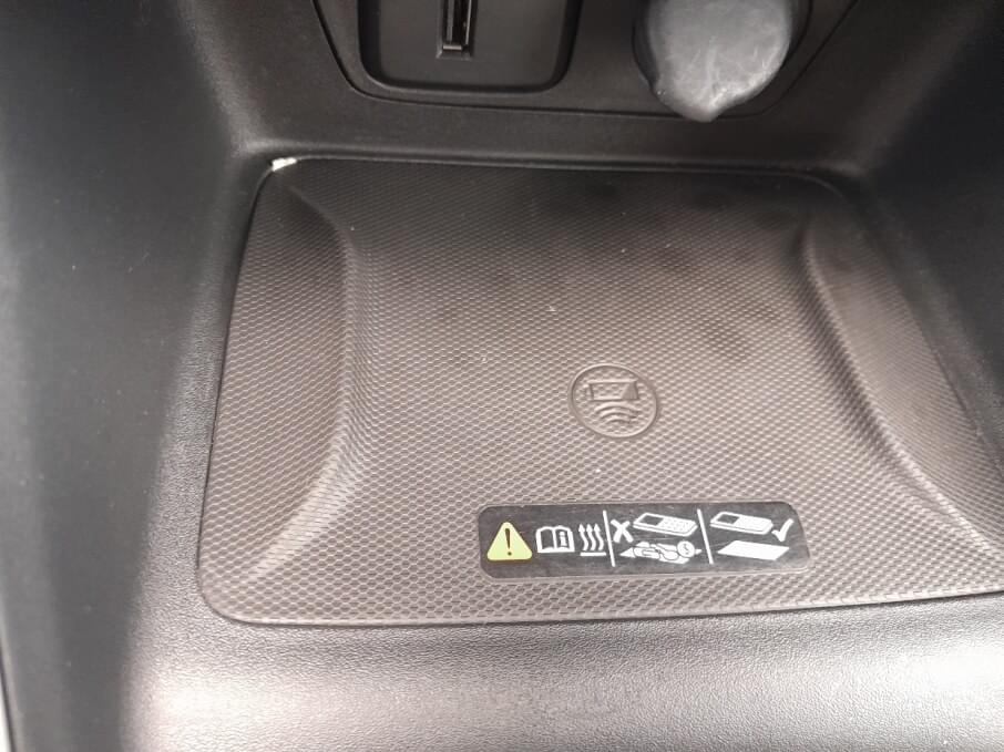 CHEVROLET ONIX 2023 24.500 Kms.