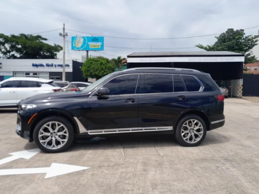 BMW X7 2024 29.436 Kms.