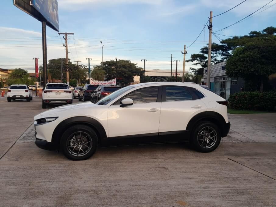 MAZDA CX-30 2025 2.040 Kms.