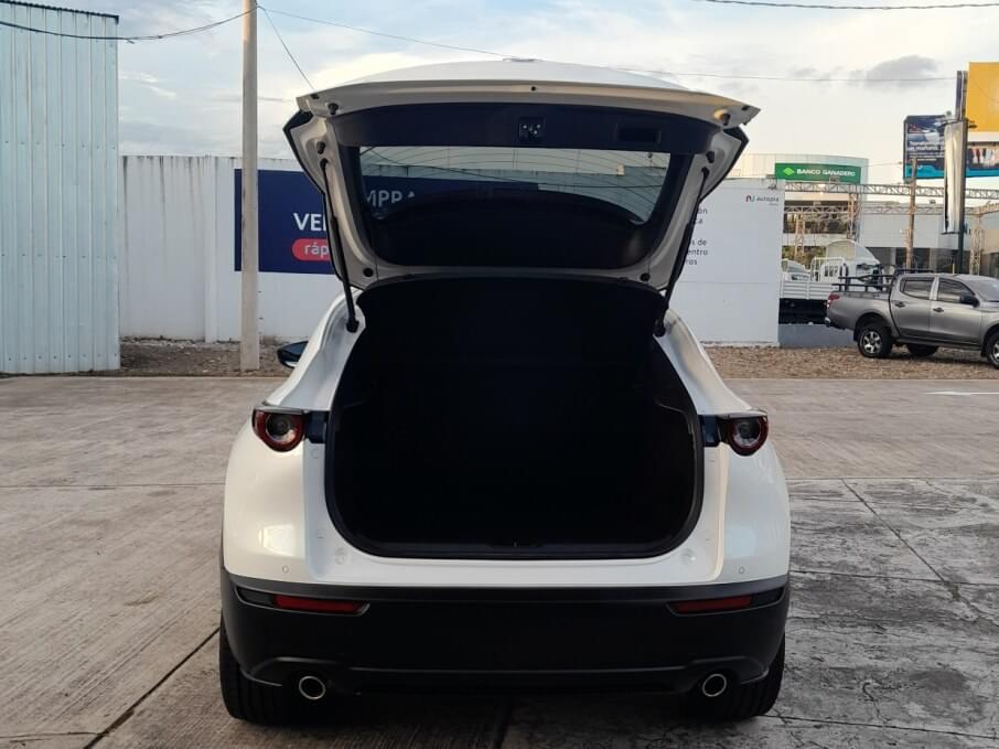 MAZDA CX-30 2025 2.040 Kms.