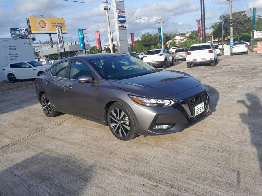 NISSAN SENTRA 2023 23.765 Kms.