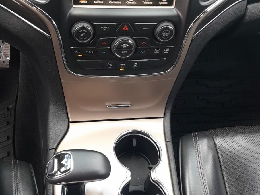 JEEP GRAND CHEROKEE 2015 138.184 Kms.