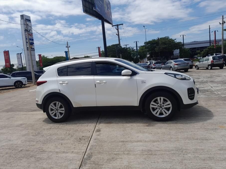 KIA SPORTAGE 2017 108.517 Kms.