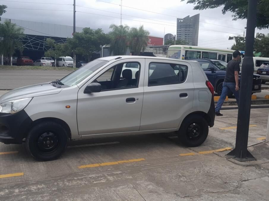 SUZUKI ALTO 2017 88.500 Kms.