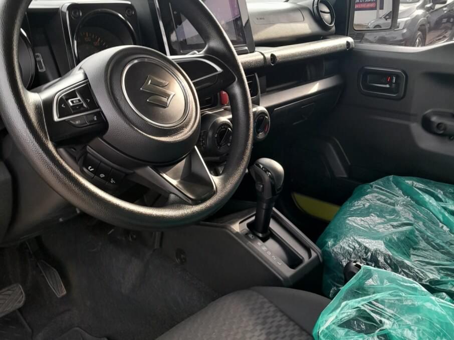 SUZUKI JIMNY 2025 15.500 Kms.