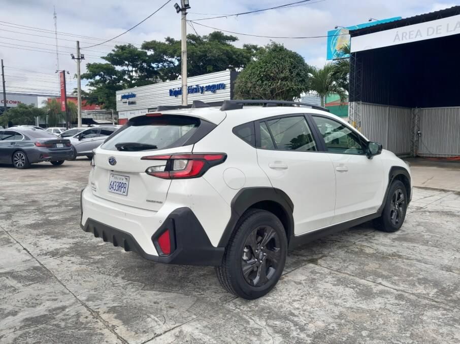 SUBARU CROSSTREK 2024 16.400 Kms.