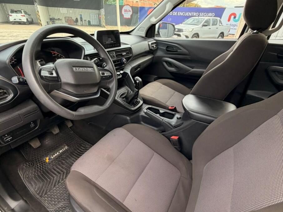 CHANGAN HUNTER 2025 27.578 Kms.