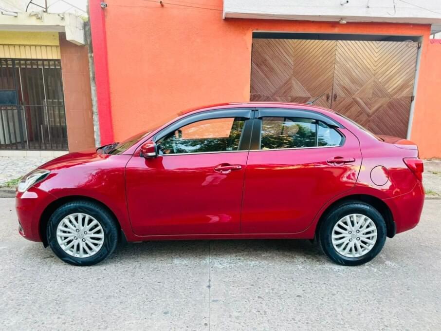 SUZUKI DZIRE SEDAN 2024 19.300 Kms.