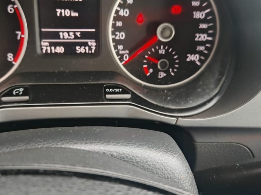 VOLKSWAGEN FOX 2019 71.000 Kms.